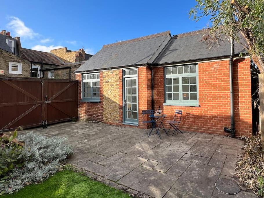 Forge Cottage - Pretty 1 Bedroom Cottage With Free Off Street Parking London Bagian luar foto